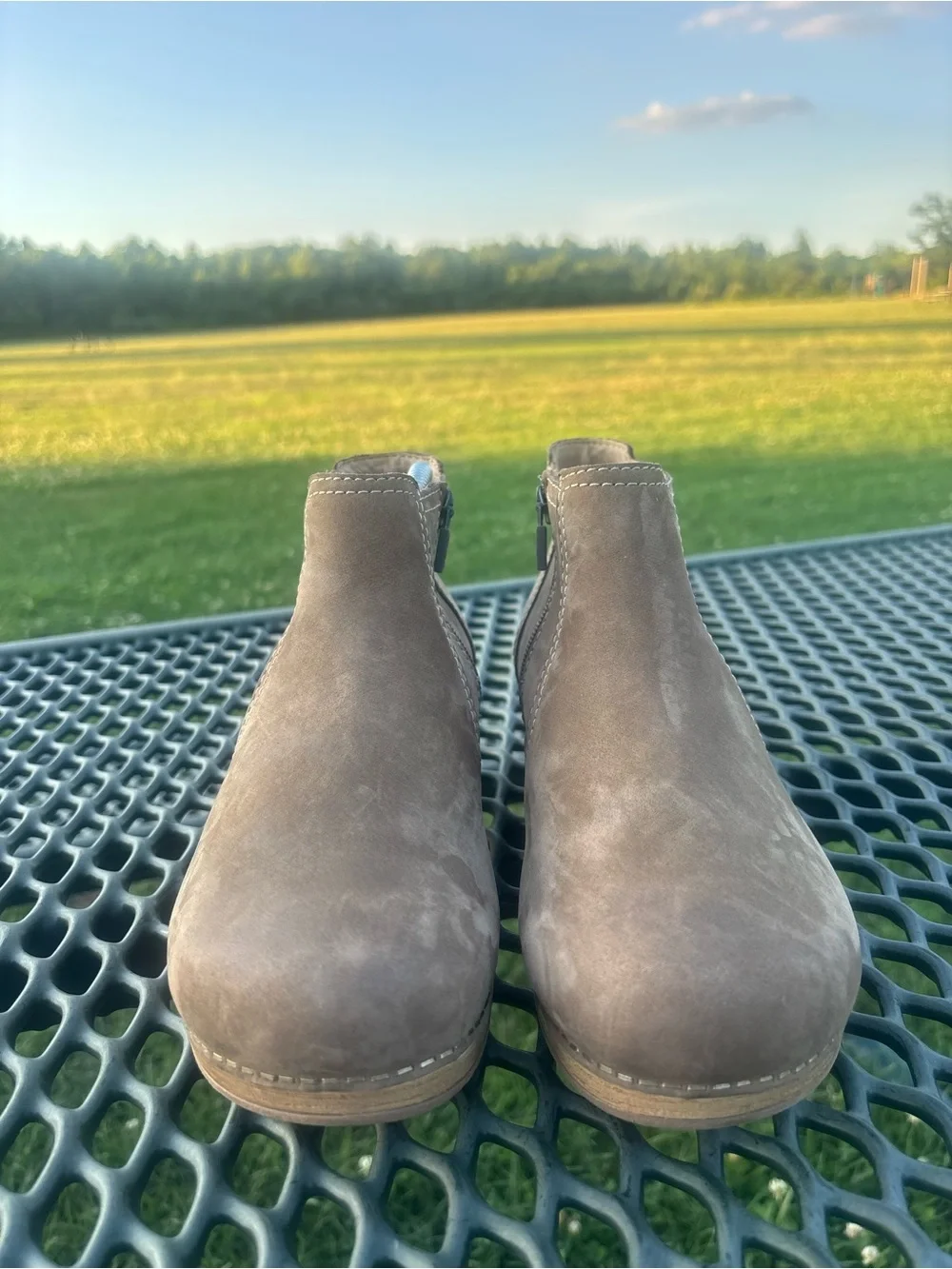 Dansko Barbara Ankle Boots Womens EU 39 US 8.5-9 Taupe Leather Zip